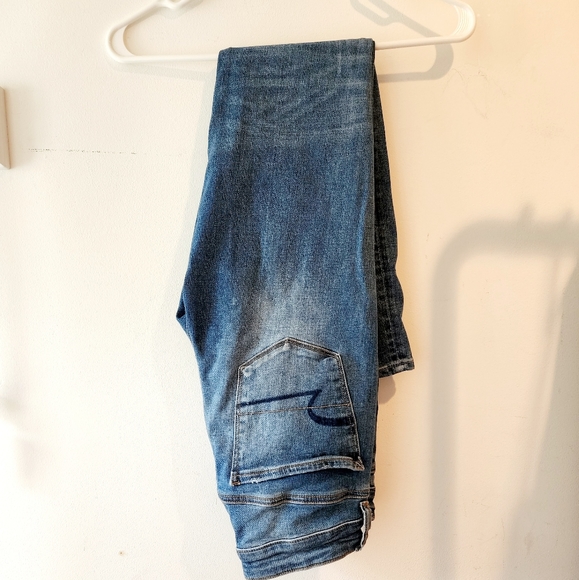 American Eagle Hi Rise Jegging Size 6 - Picture 3 of 8